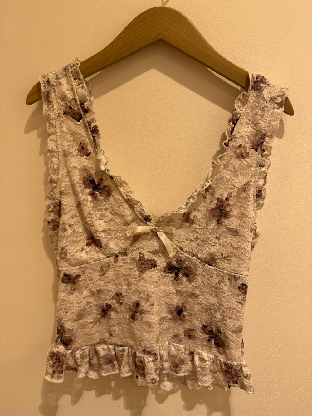 Floral Lace Ruffle Crop Top - Cream with Brown M